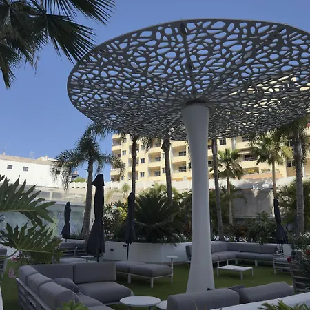 Ocean Garden 11 Con Jardin Privado شقة